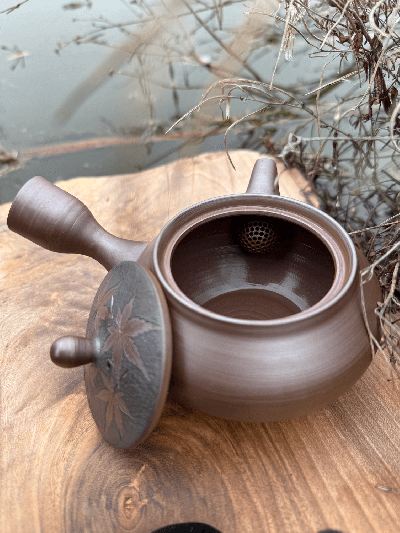 Kyusu konvička Javorová s dřevěnou krabičkou | Bratři v čaji