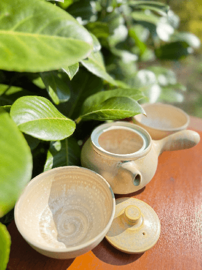 Konvička kyusu se dvěma miskami | Bratři v čaji